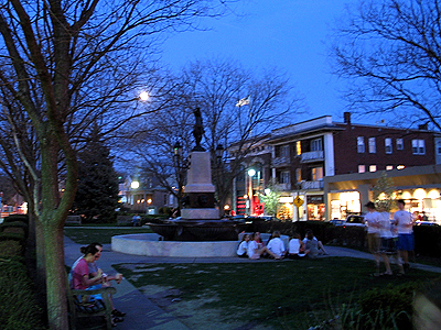 Night shot of Hyde Park Square, by Rob Ireton